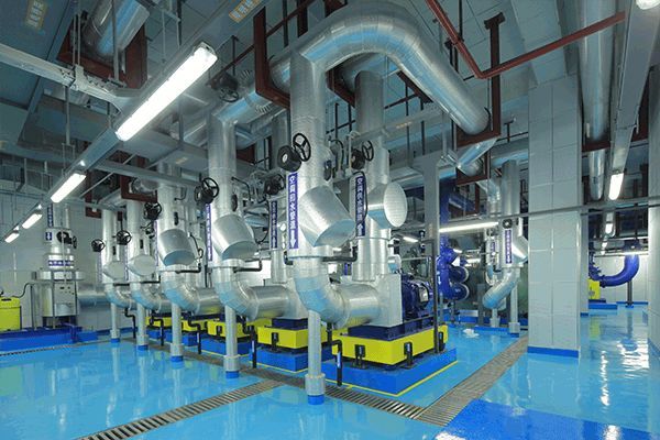 觀摩魯班獎商務(wù)中心項目的機電安裝工程!