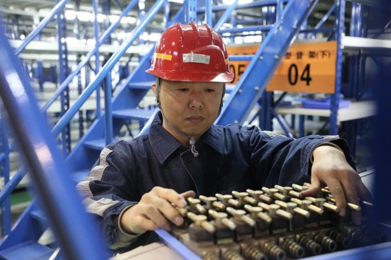 榆北涌鑫公司 以機(jī)電設(shè)備精細(xì)管理“花好錢(qián)” 撬動(dòng)企業(yè)效益新增長(zhǎng)